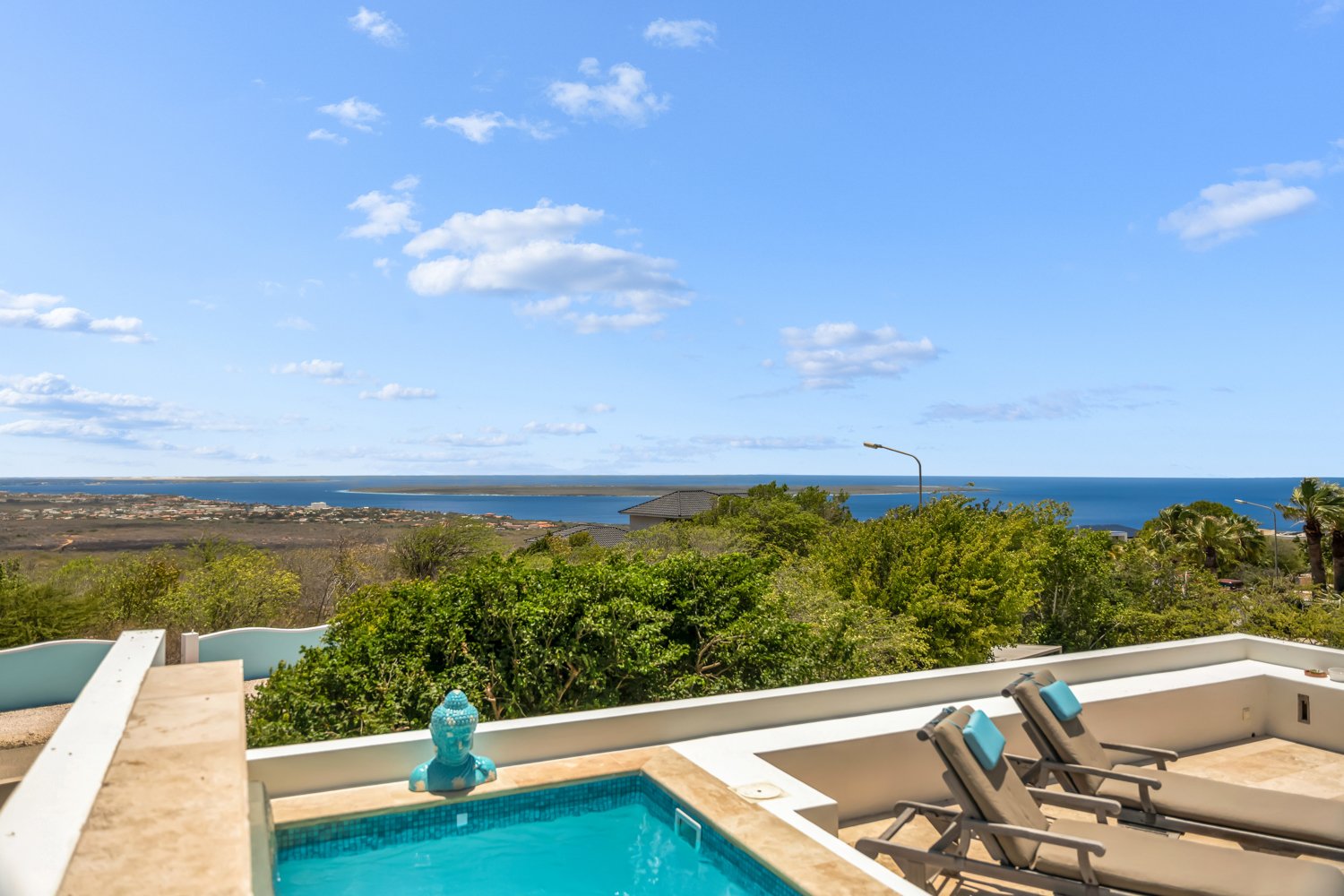 11 44 terrace 79 grace media bonaire (69)
