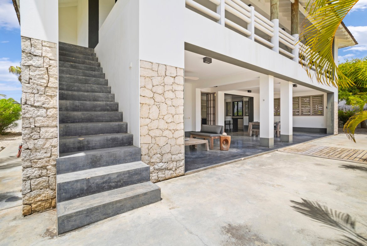 35TerraceFaceSteps