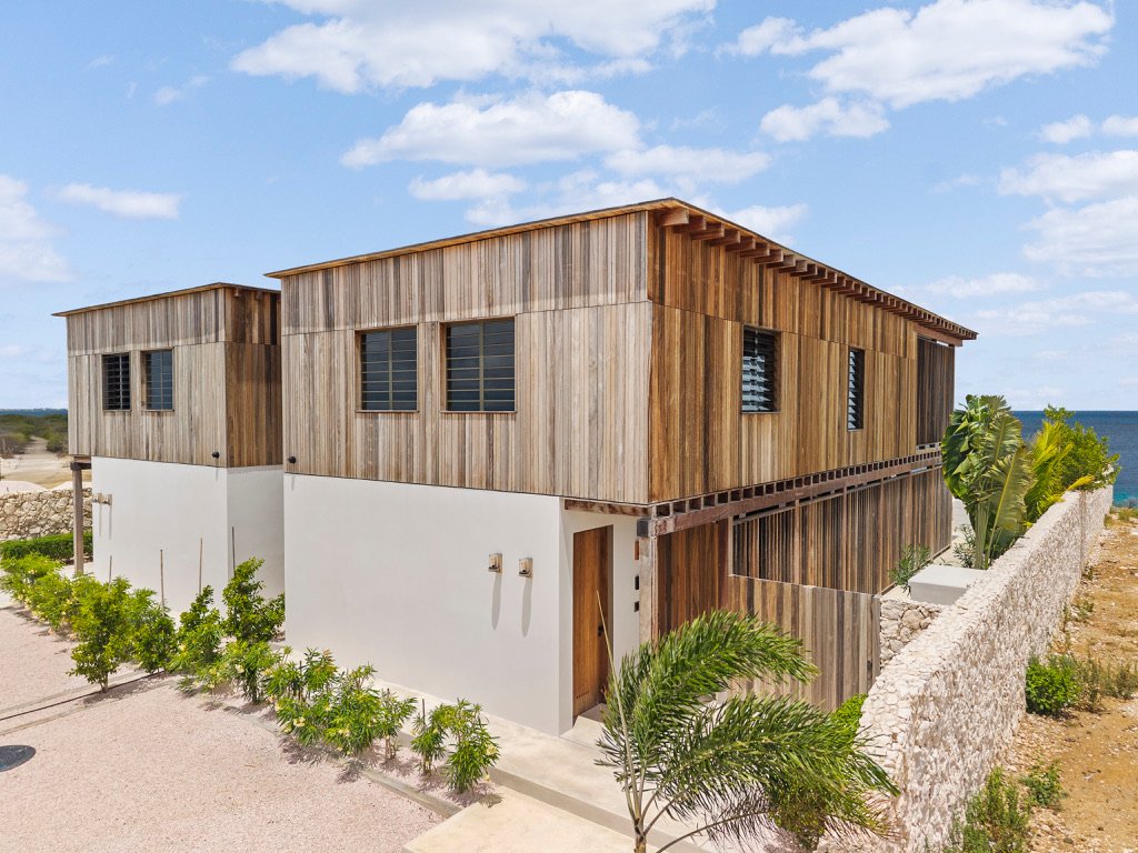 3CEF5641 88F9 4FB6 A10F 7BB9FC94BEE2 1 105 c