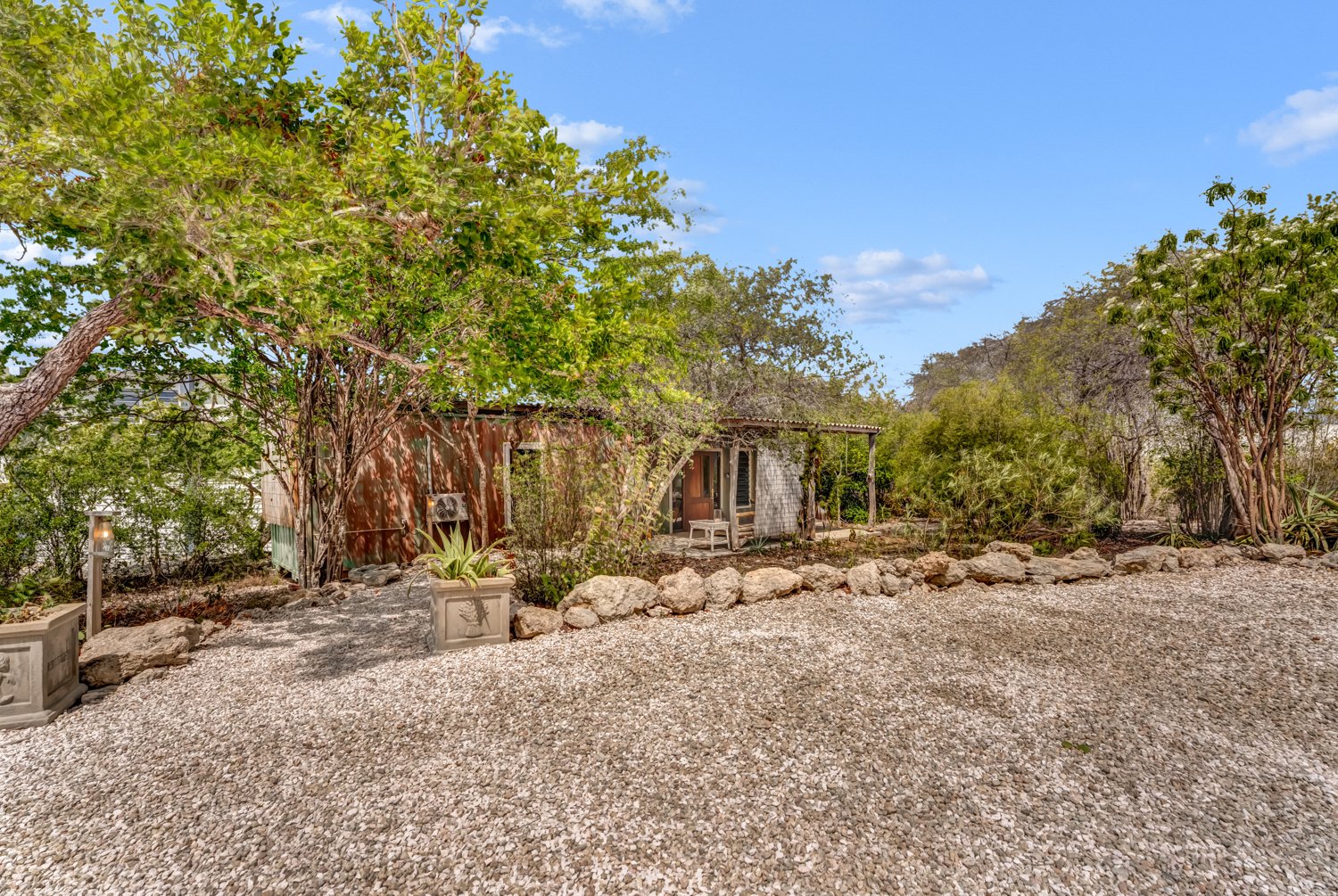 56 44 terrace 79 grace media bonaire (4)