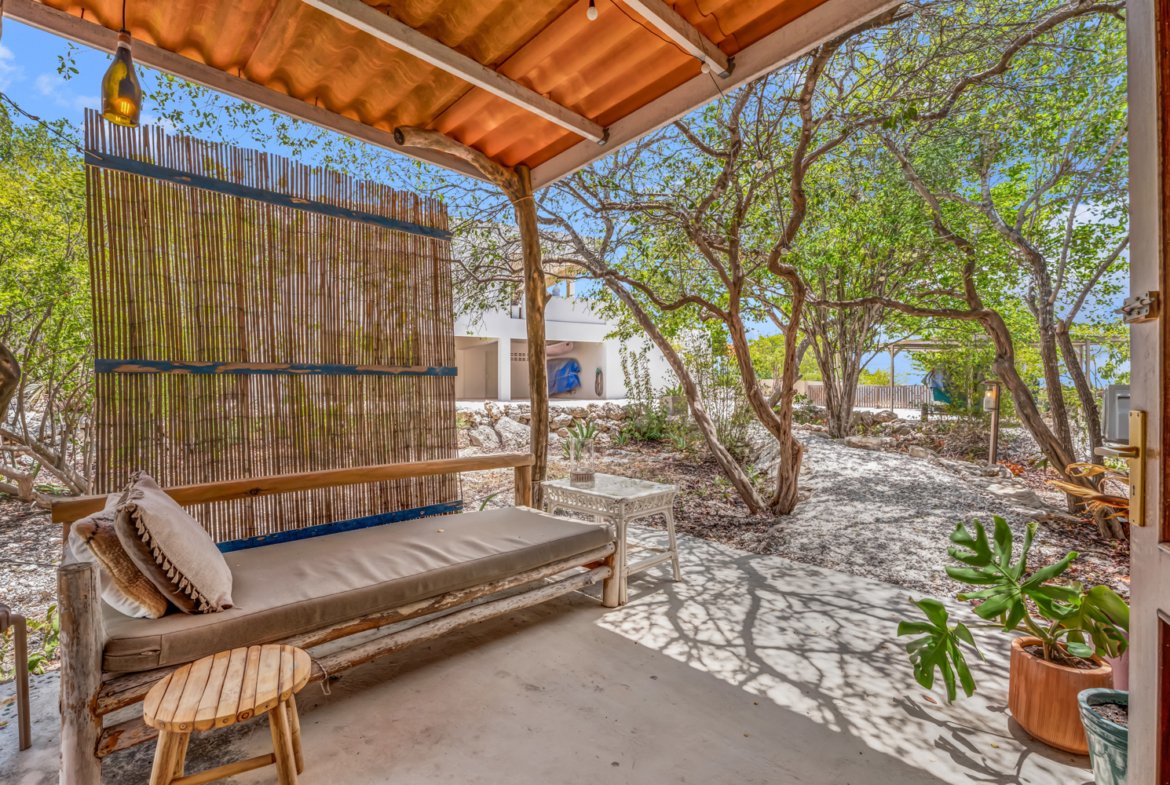 66 44 terrace 79 grace media bonaire (55)