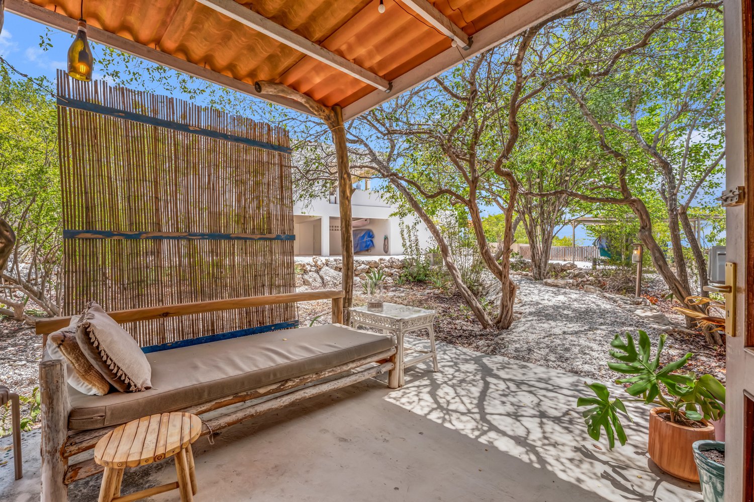 66 44 terrace 79 grace media bonaire (55)