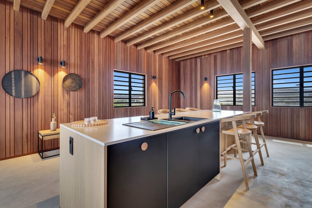 6EB15733 2C6A 42A6 A4D8 7A7E771E2391 1 105 c