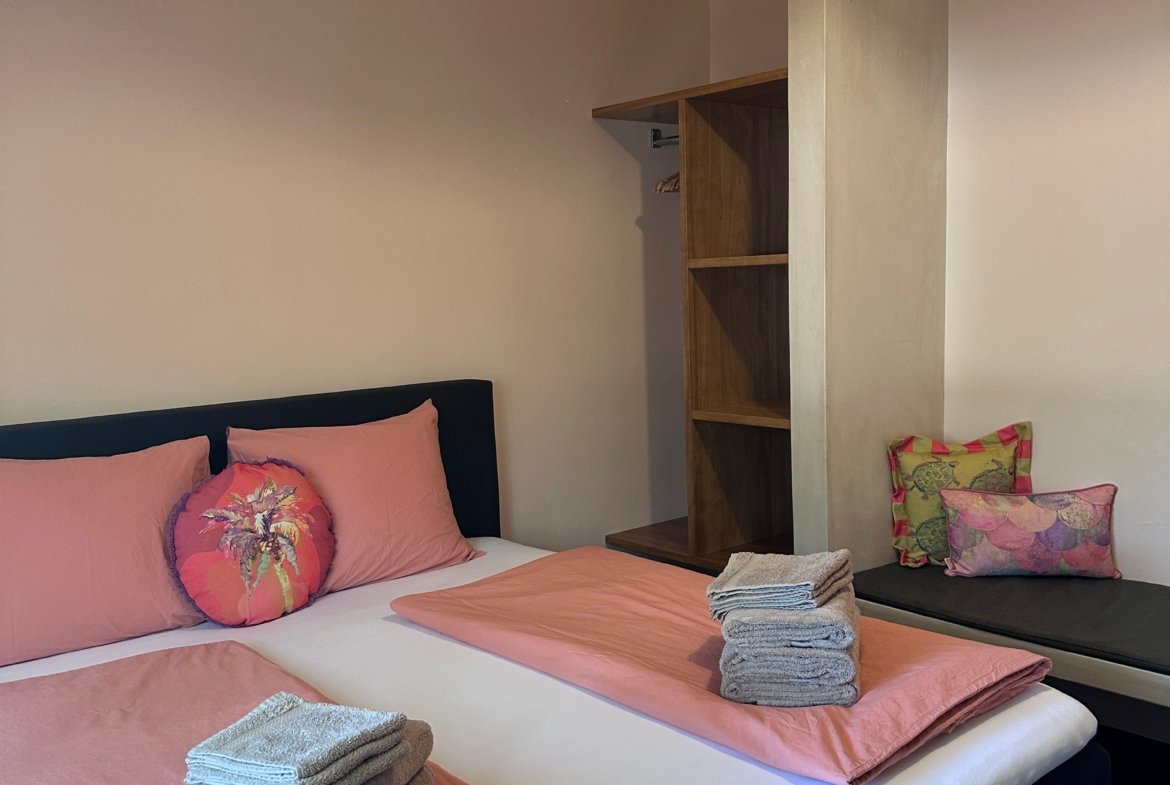 Bedroom (bed)
