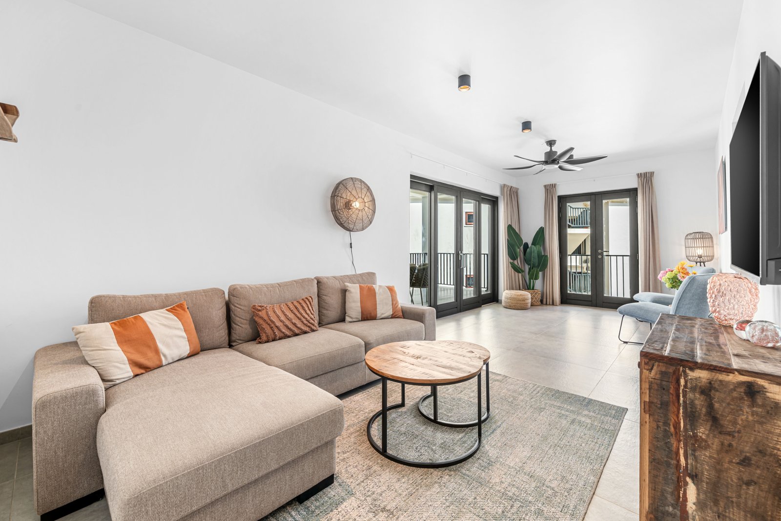 Bonaire Beach Apartment 11 12