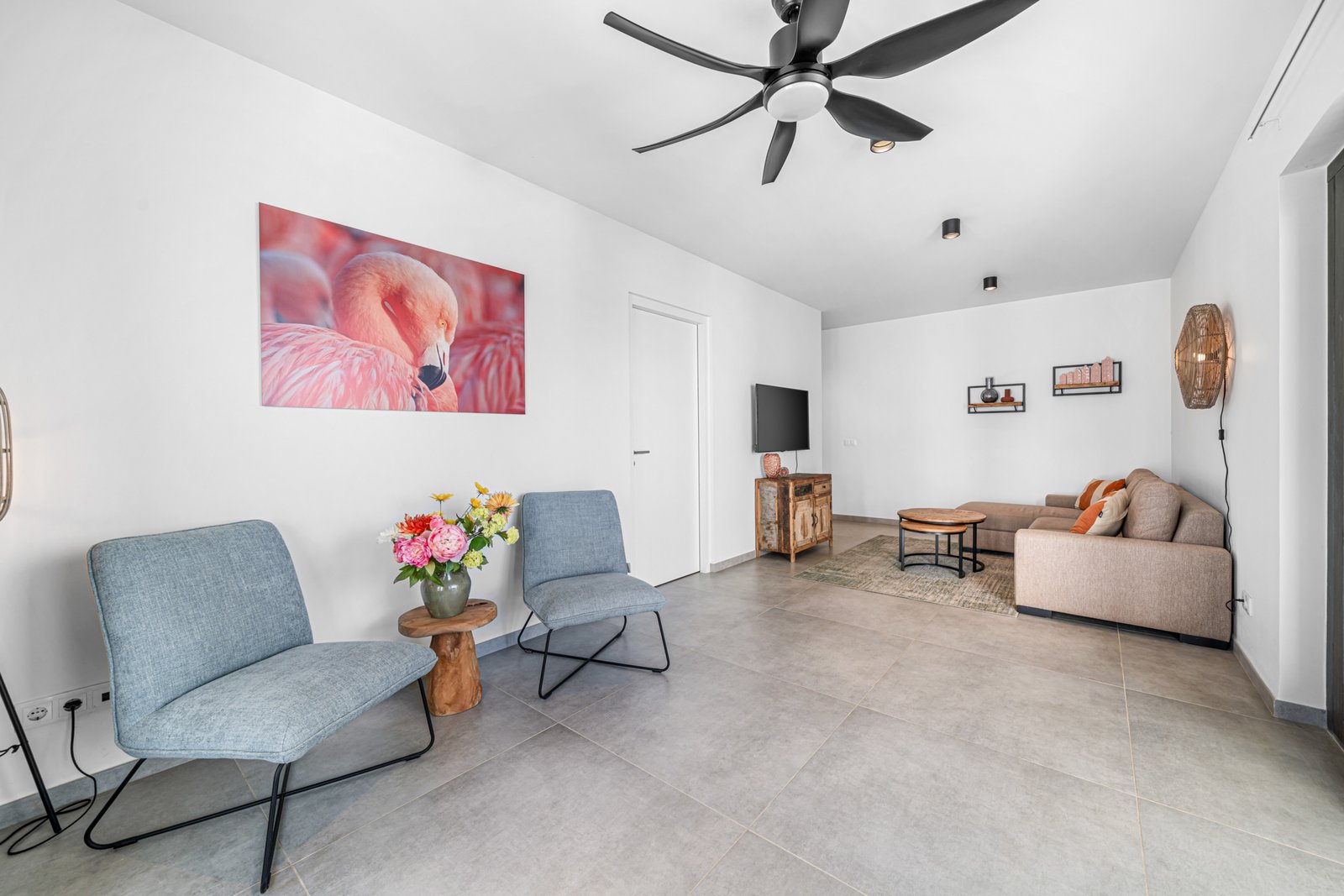 Bonaire Beach Apartment 11 21