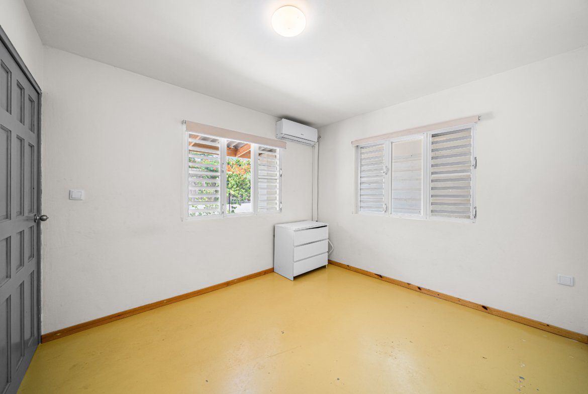 Crown Park 3 12