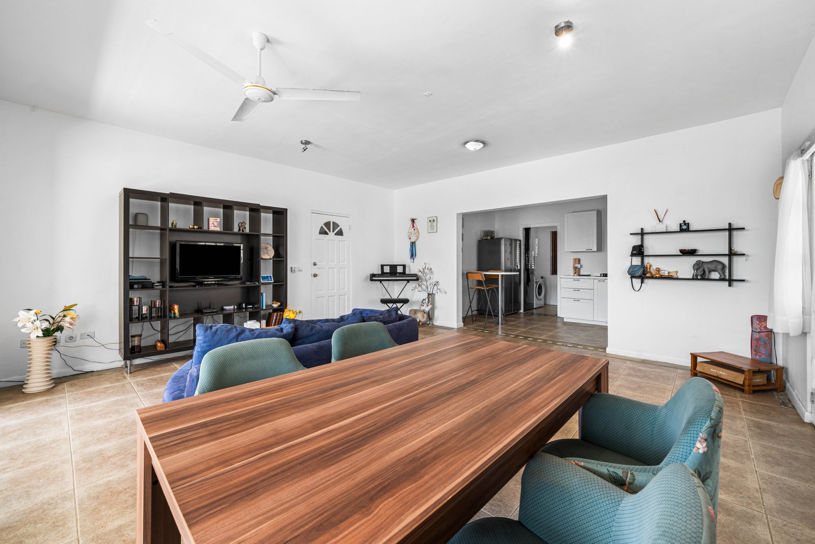 Shores 62 23