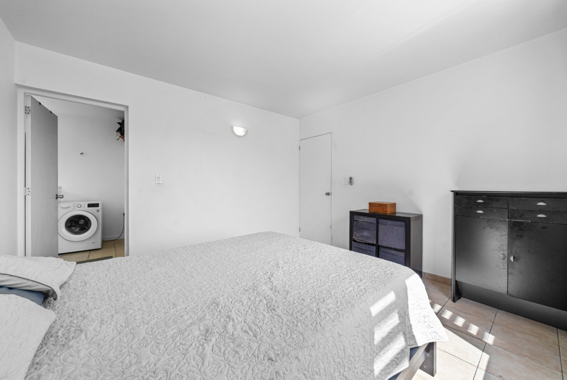 Shores 62 60