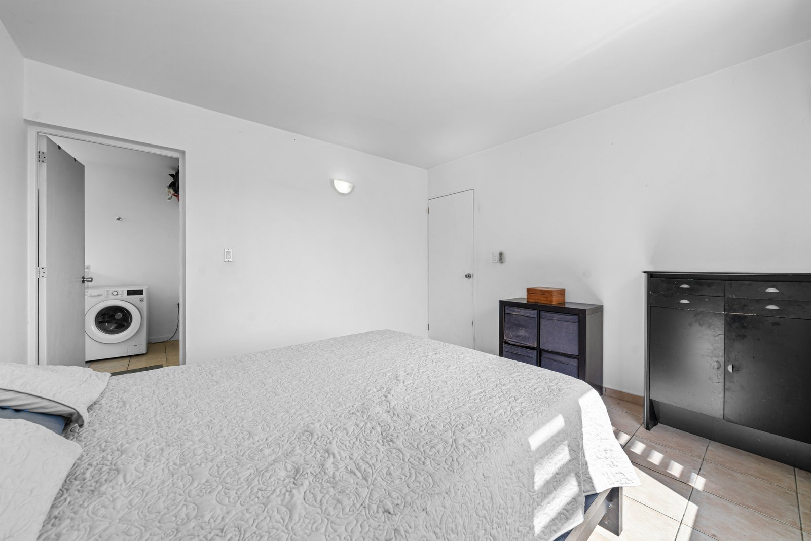 Shores 62 60