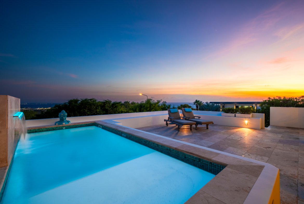 Sunset Crown Terrace 14