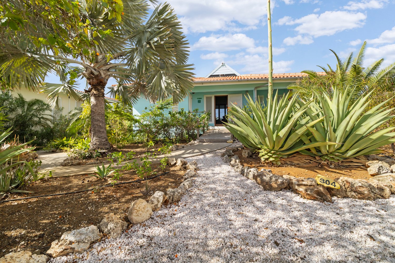 boulevard santa barbara 50 true media culture 01