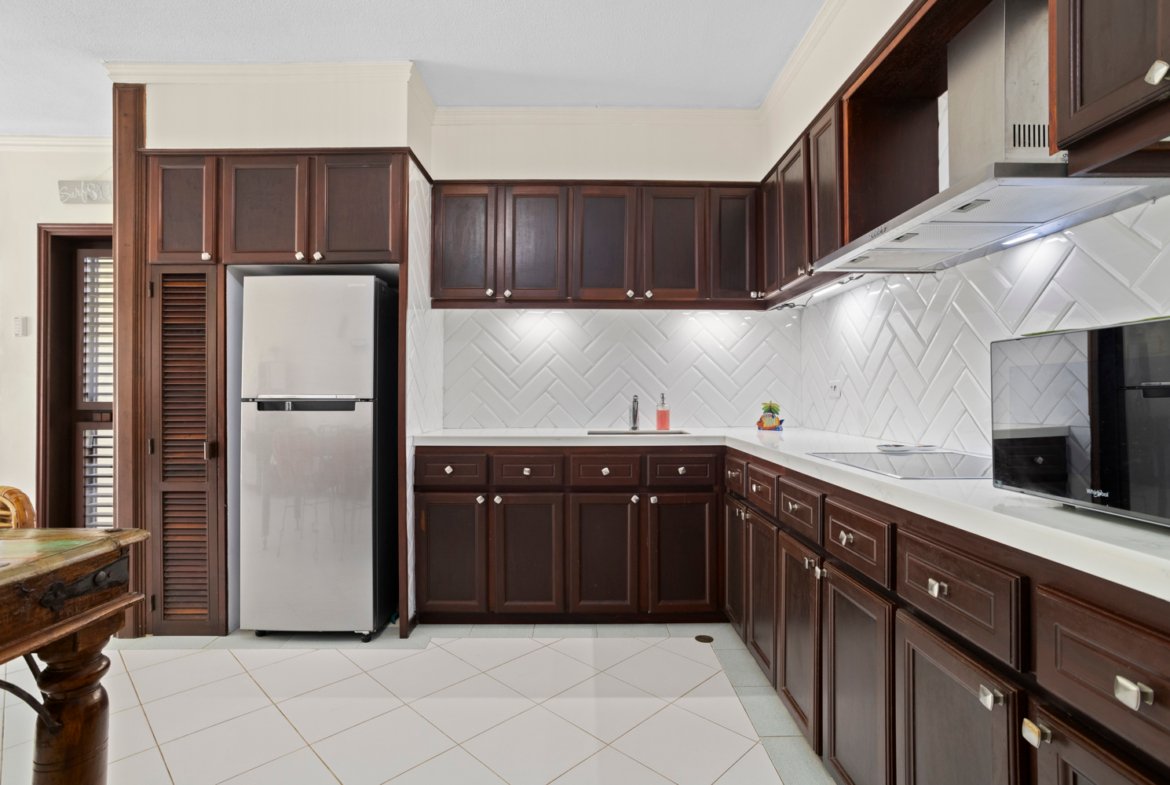 kaya j.n.e craane 24 true media culture 10