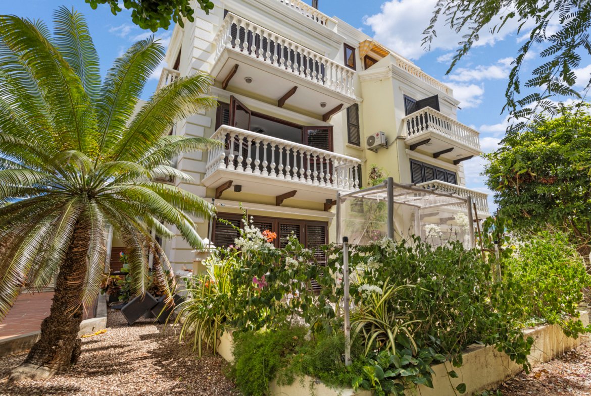 kaya j.n.e craane 24 true media culture 20