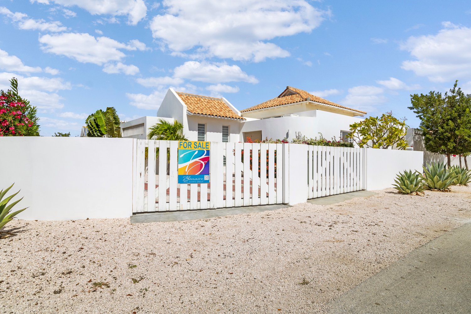 kralendijk true media culture 01