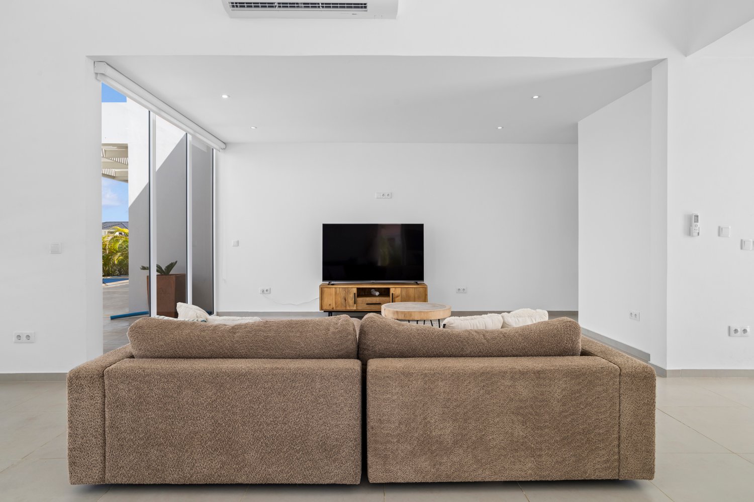 kralendijk true media culture 07