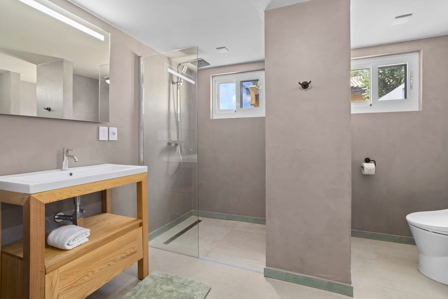 kralendijk true media culture 18