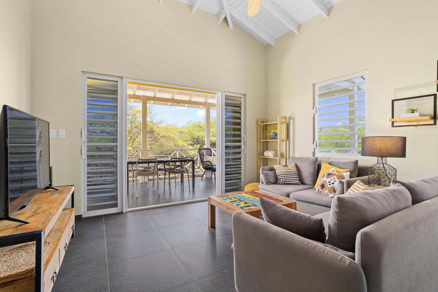 north saliña true media culture 04