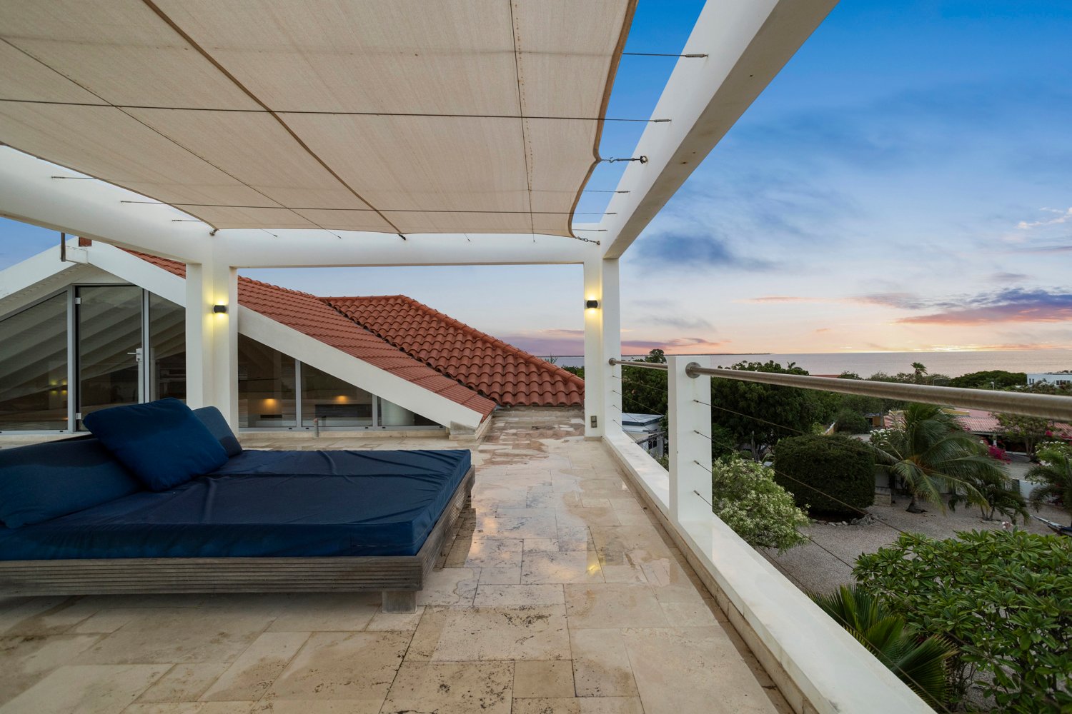 santa barbara crowns twilight true media culture 02