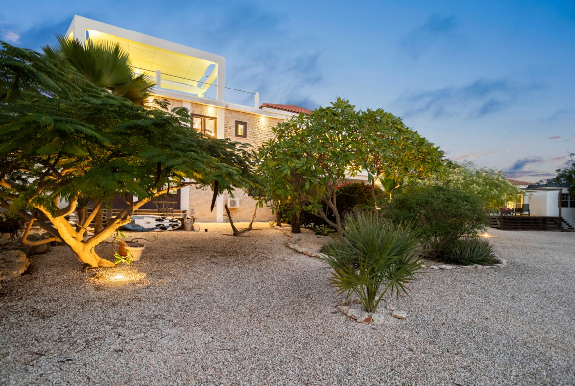 santa barbara crowns twilight true media culture 11