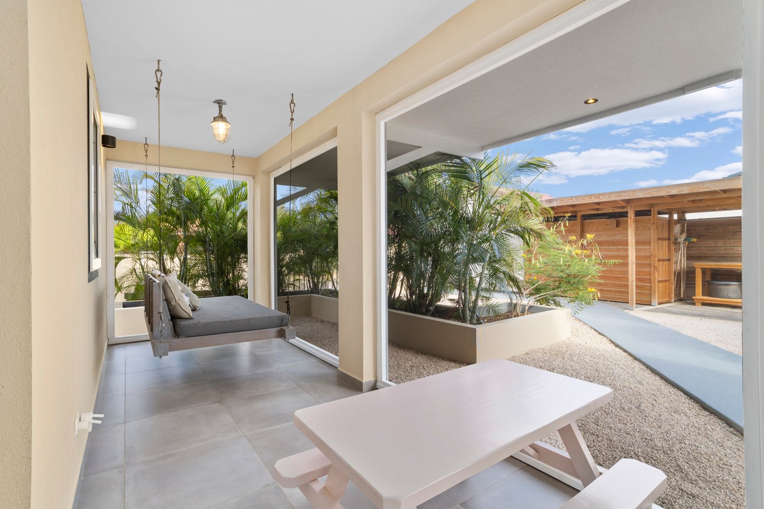 sur salinja true media culture 25