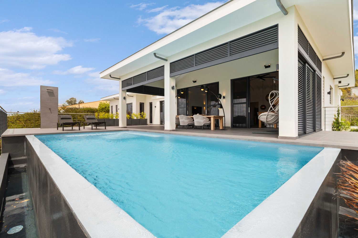 terrace true media culture 42